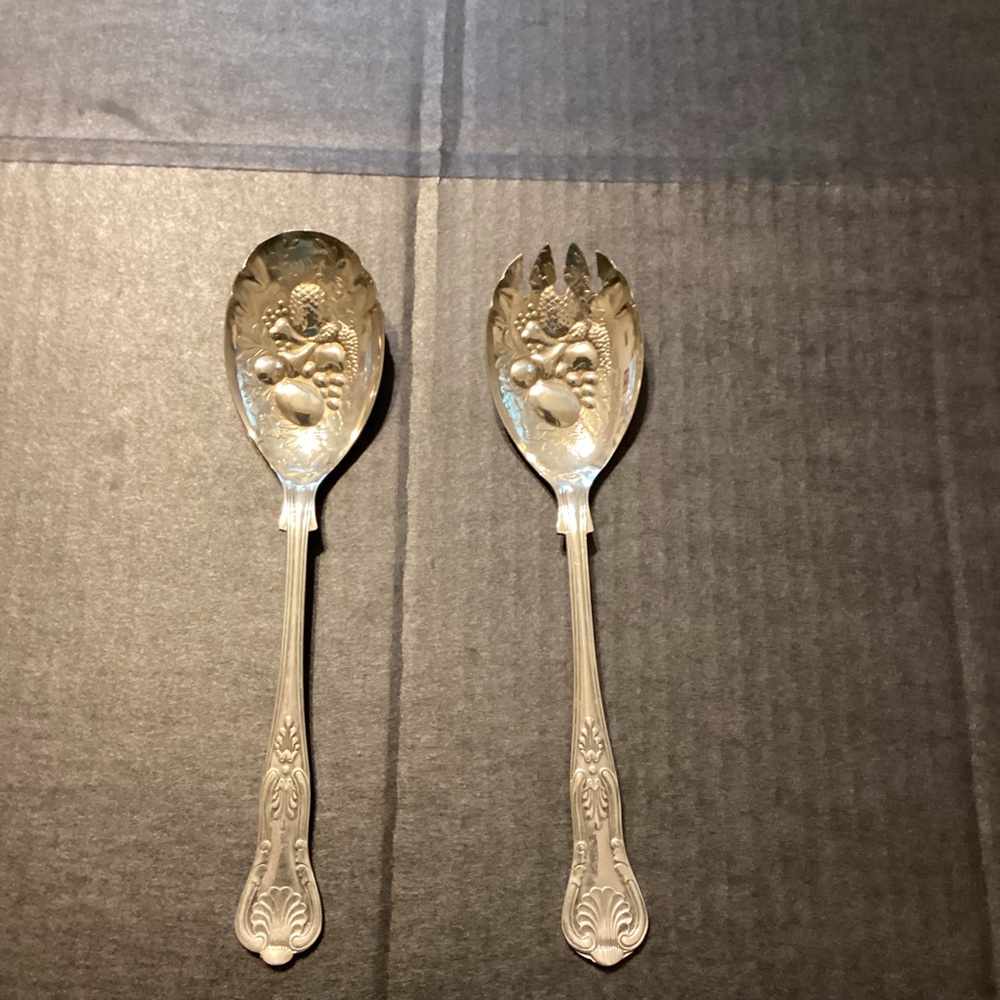 Elegant Silver Serving Utensils for Dining